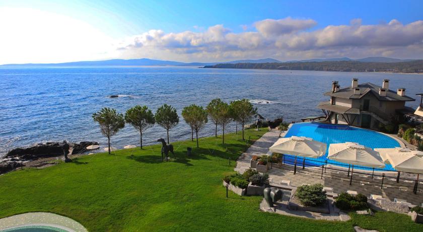 Art Complex Anel — Hotel in Sozopol