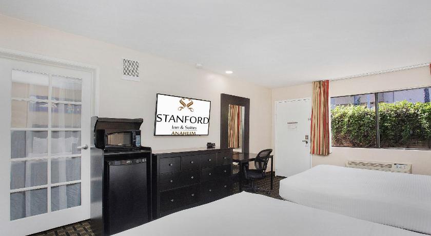 Stanford Inn & Suites Anaheim