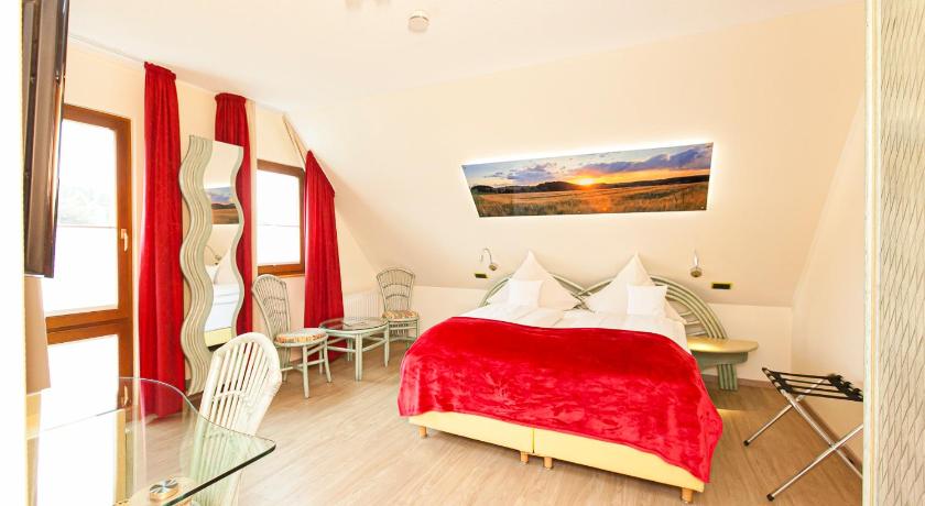 Wipfus Landgasthof Tonnes 3-Star Hotel lobby