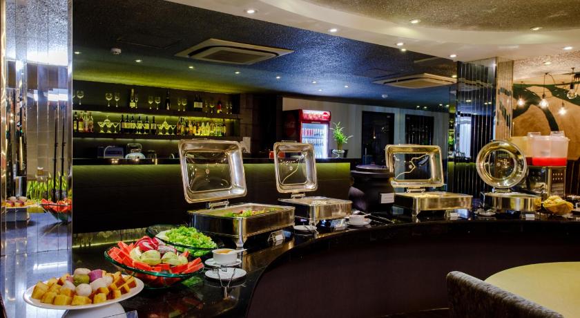 KP Hotel - image 4