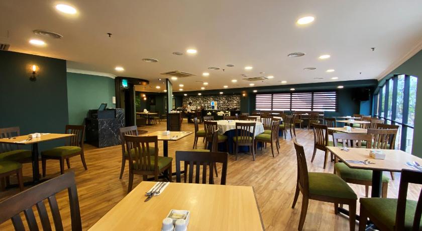 Shahzan Hotel Kuantan Trademark Collection by Wyndham - image 13