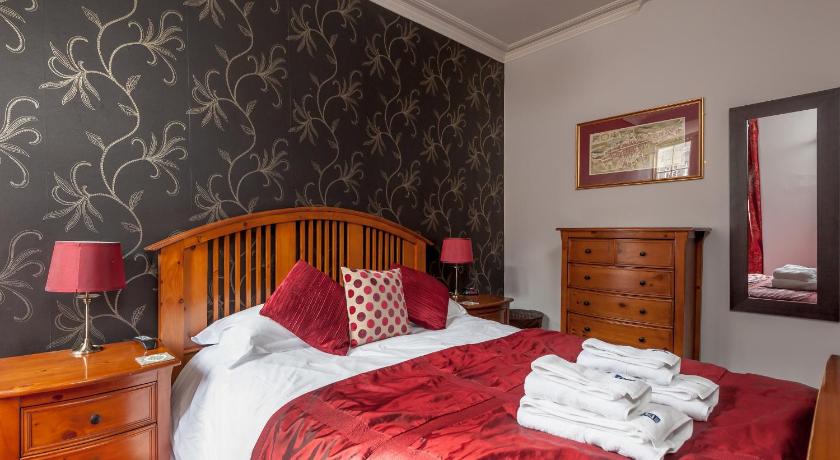 Image of One-Bedroom Apartment 12