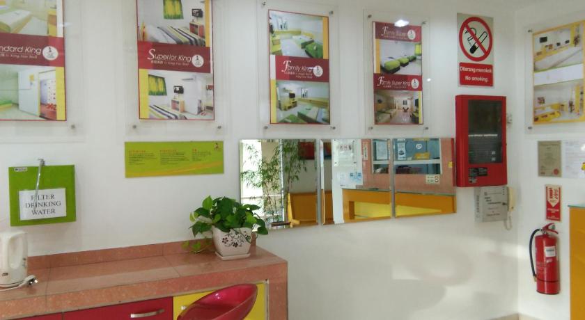 イポー OYO 1226 Hotel Abby IGB Tasek 2つ星 ホテル 外観