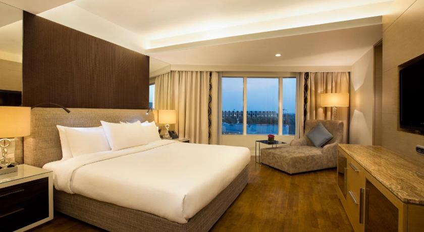 Millennium Capital Gate Abu Dhabi - image 6