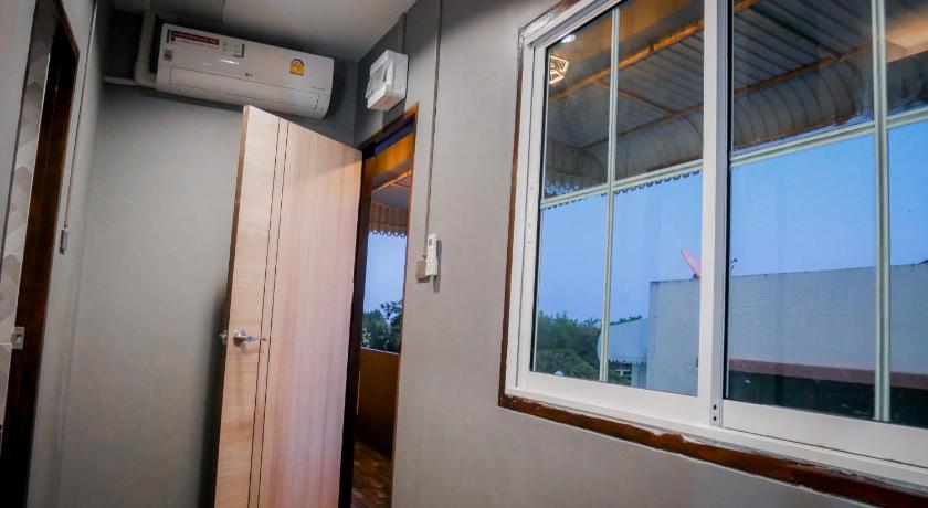 华欣 / 七岩 Variety D-Day Hostel @ Hua-Hin 2星级 酒店 景观