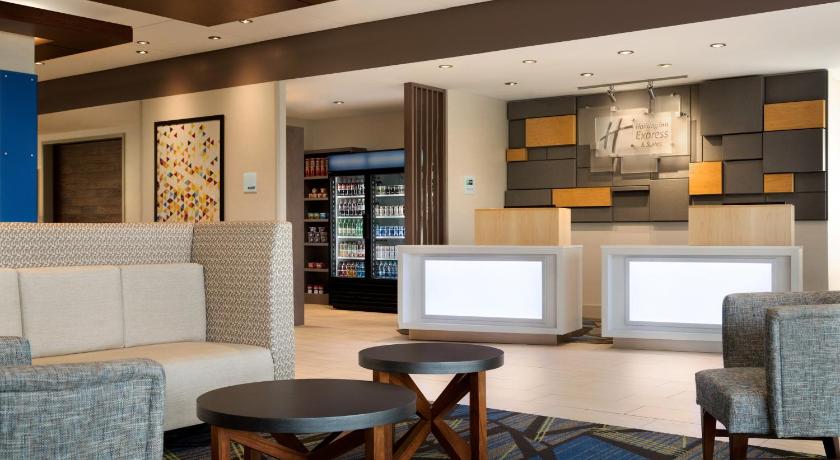 Holiday Inn Express & Suites Kokomo South photo