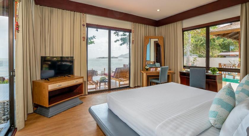 Image of Oceanfront Villa with Private Pool 0