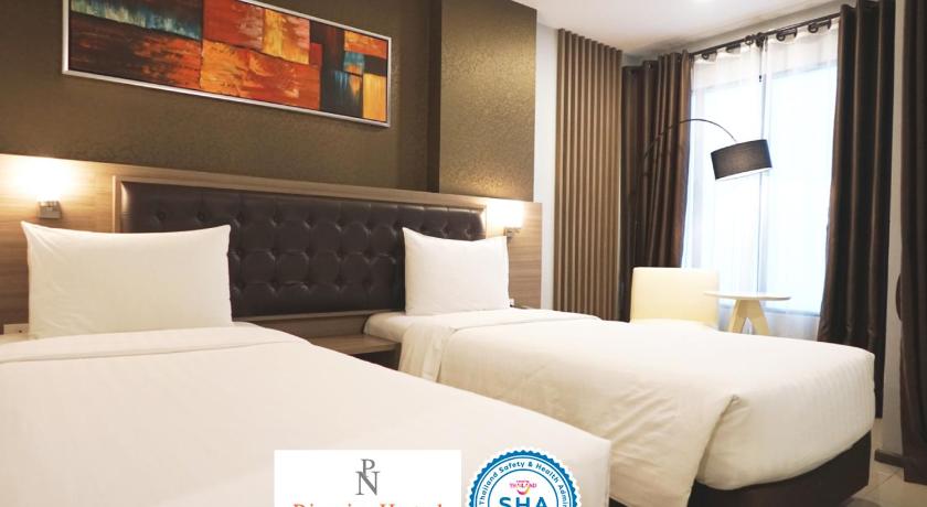 Image of Standard Twin Room 7