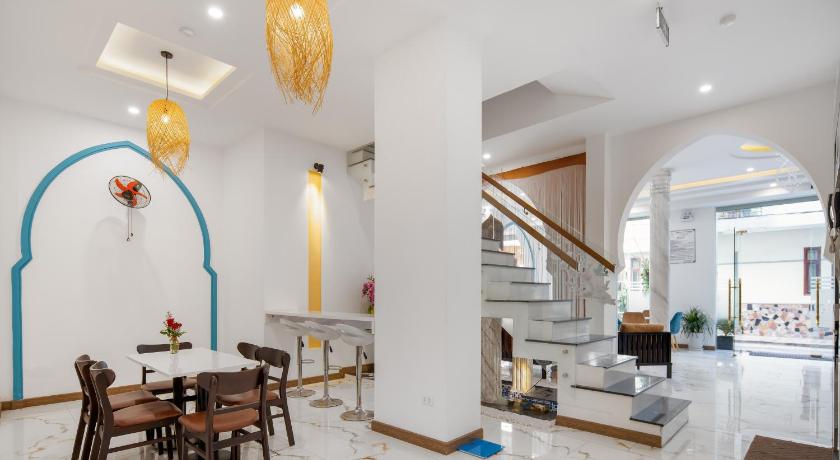Phuong Dong Hotel & Apartment - image 9