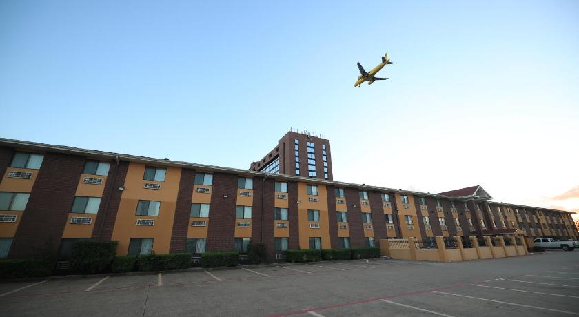 Quality Inn DFW Airport North