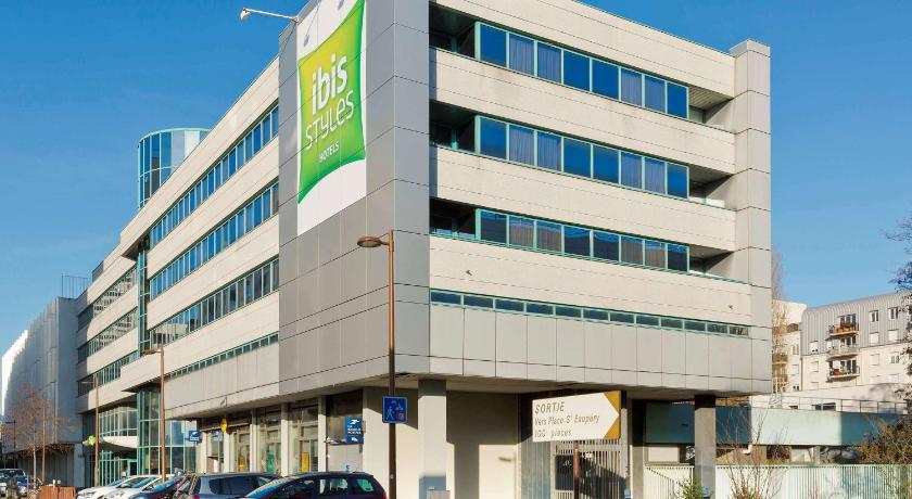 Ibis Styles Massy