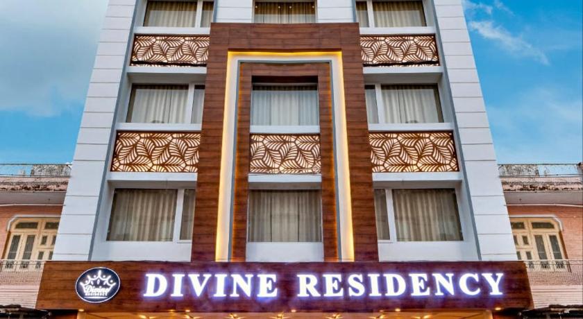 Hotel Divine Residency photo