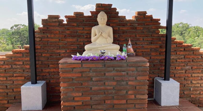 Monaara Resort - Anuradhapura photo