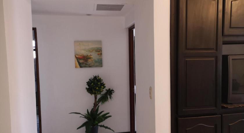 Image of Master Suite 7