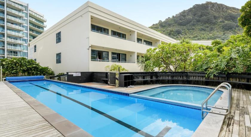 Oceanside Haven Resort with Luxury Sea Views photo
