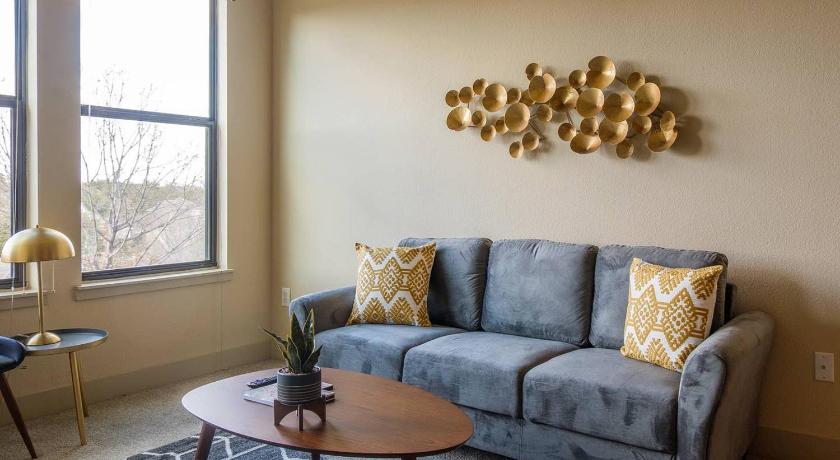 FRONTDESK The Depot Apts Downtown Fort Worth — Hotel in Fort Worth (TX)