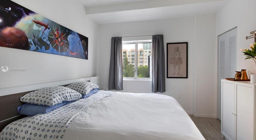 Free Parking-Gorgeous 2 Bedroom Unit-Location photo