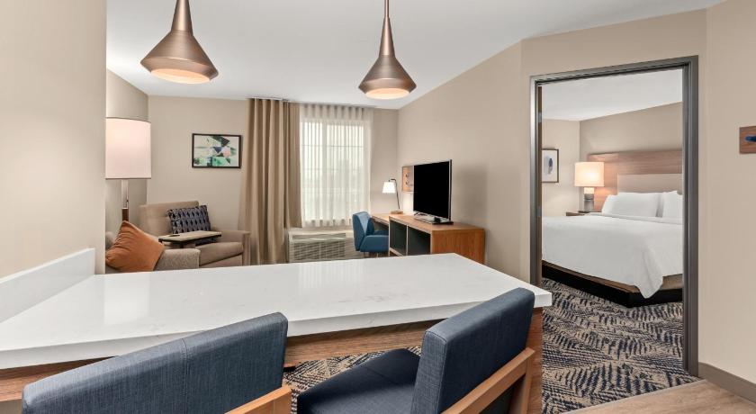 Candlewood Suites Sumner Puyallup Area