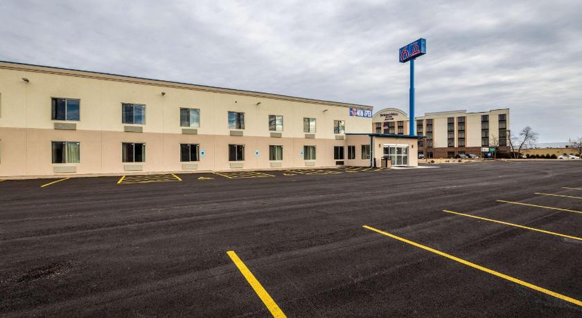 Motel 6 Peoria