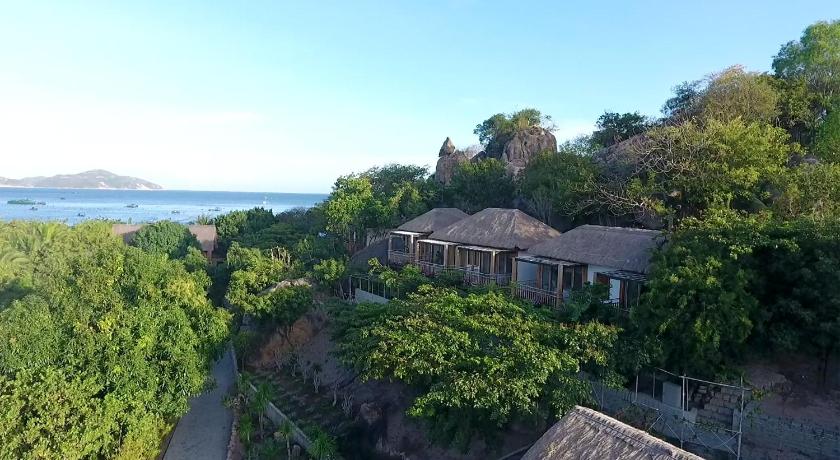 Image of Deluxe Bungalow 6