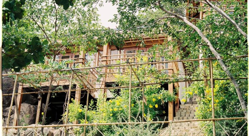 Image of Deluxe Bungalow 15
