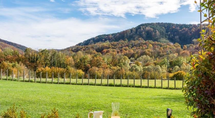 サン・ジョアン・デスピ Les Planes del Grau 4つ星 ホテル 施設