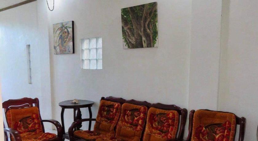 Perlies Inn Balcony House photo