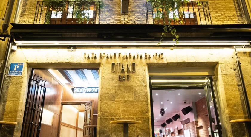 Pension Casa Otano — Hotel in Pamplona