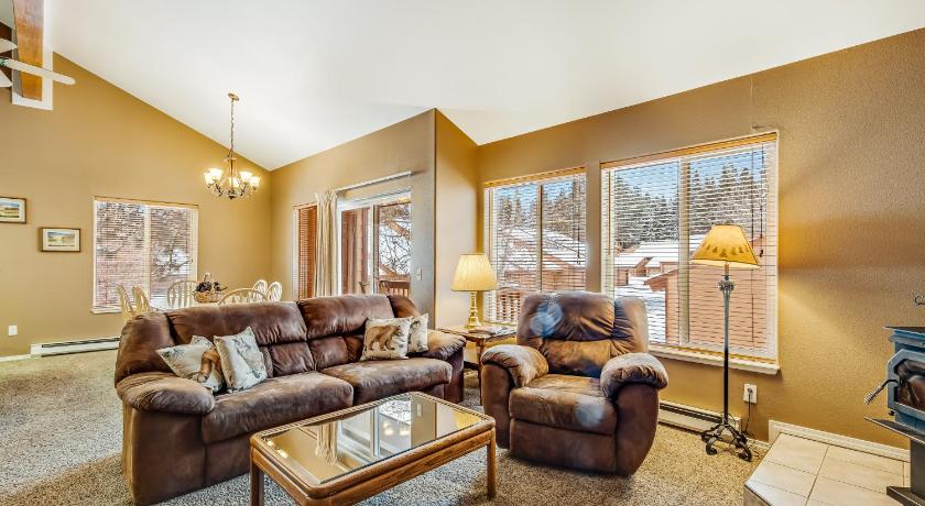 Book Aspen Village Condo #32 (Mccall (ID)) - 2020 PRICES