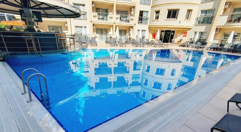 Club Karakas Apart Otel