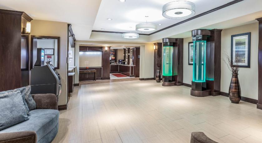 Baymont by Wyndham Victoria photo