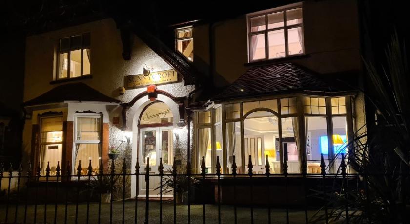Sunnycroft Private Hotel — Hotel in Llandudno