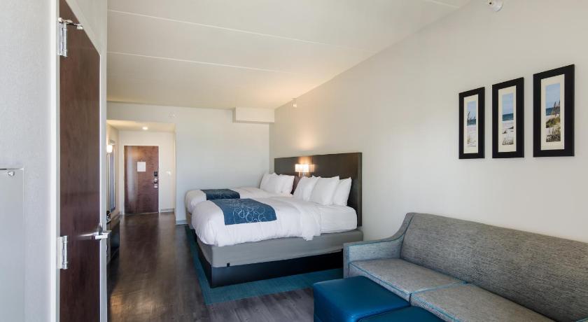 Image of 2 Queen Beds, Suite, Nonsmoking, Accessible 1