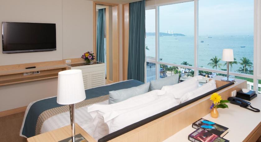 Image of One-Bedroom Suite 6