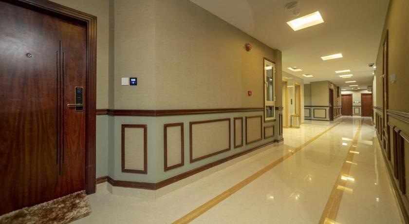 RED-5 - AL Safa Suites photo