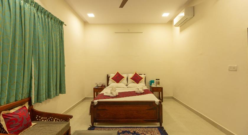 KSTDC Hotel Mayura Adilshahi Bijapur — Hotel in Bijapur