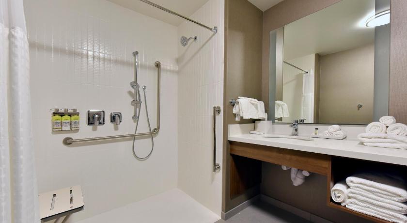 Staybridge Suites Waterloo - St. Jacobs Area