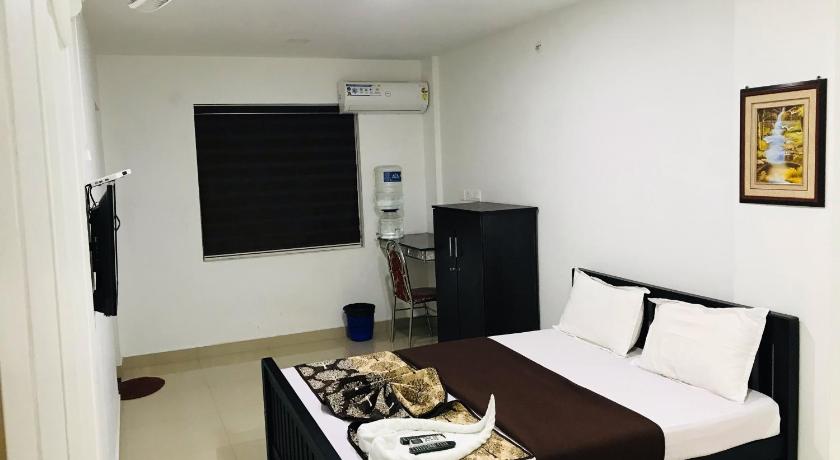 Standard Double Room, Sapphire Hotel Apartments in Kochi
