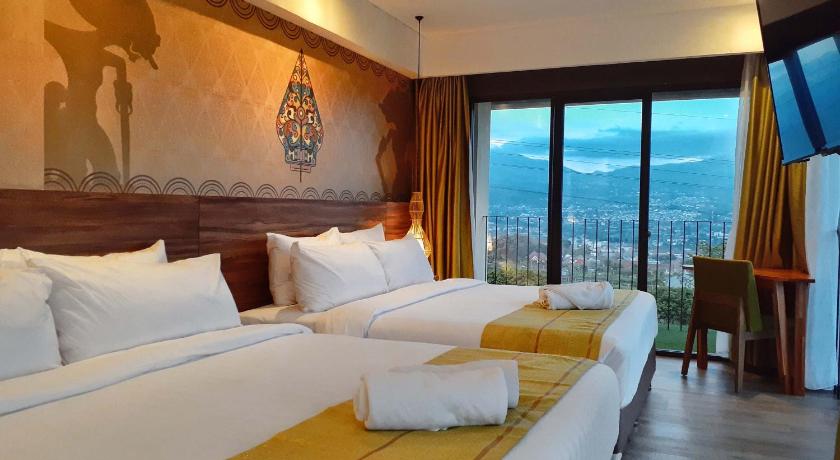 Foto Suite Family dengan Balkon (Family Suite with Balcony) 1