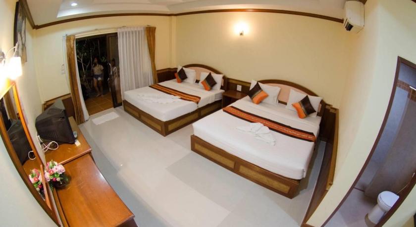 Image of Family Room 0