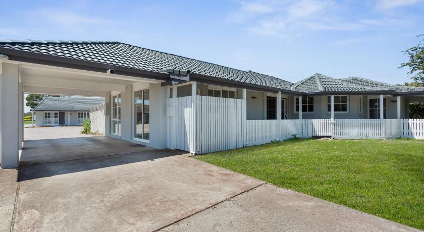 Sanctuary Inn on Westernport photo