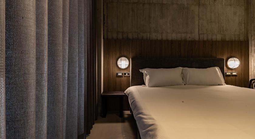 Image of Standard Double Room 4
