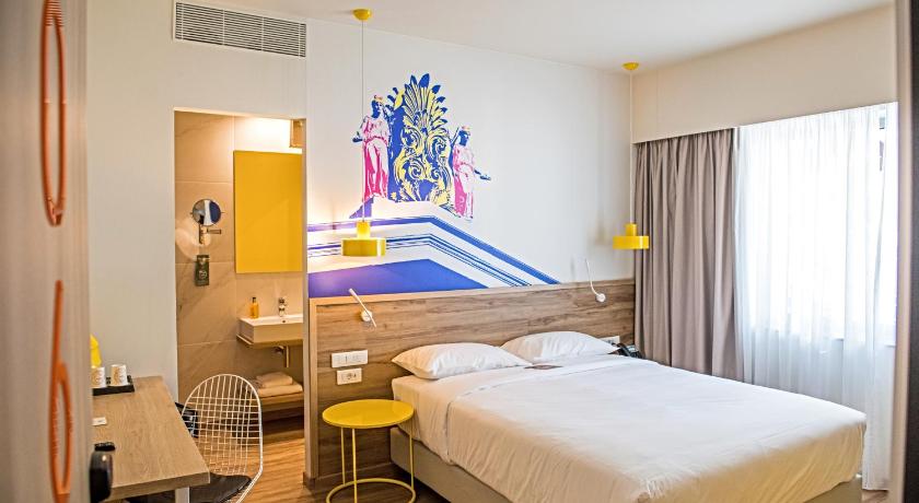 ibis Styles Athens Routes