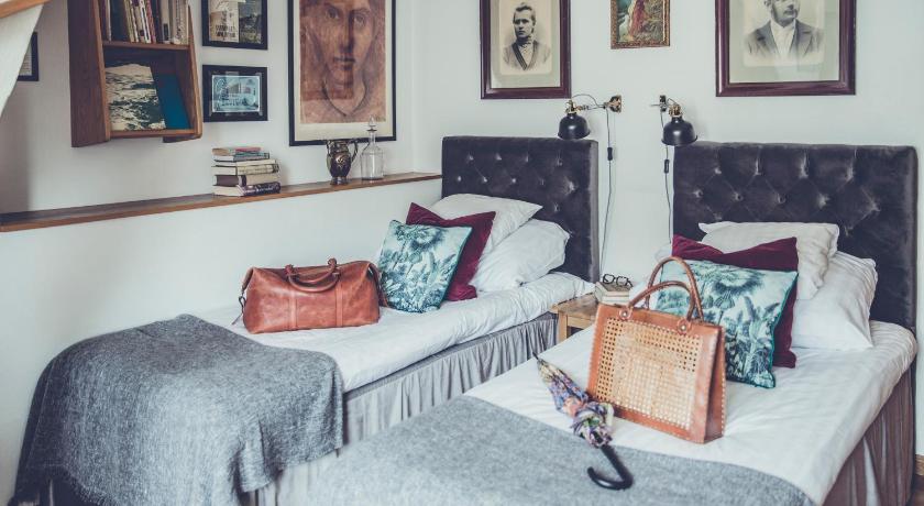Image of Standard Twin Room - The Torell House 1