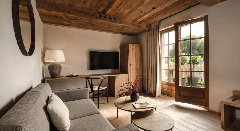 Auberge De La Source Hotel De Charme Collection Saint Simeon Honfleur 2021 Reviews Pictures Deals