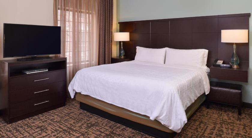 Staybridge Suites Indianapolis-Fishers Hotel