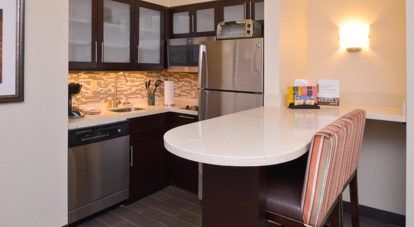 Staybridge Suites Indianapolis-Fishers Hotel