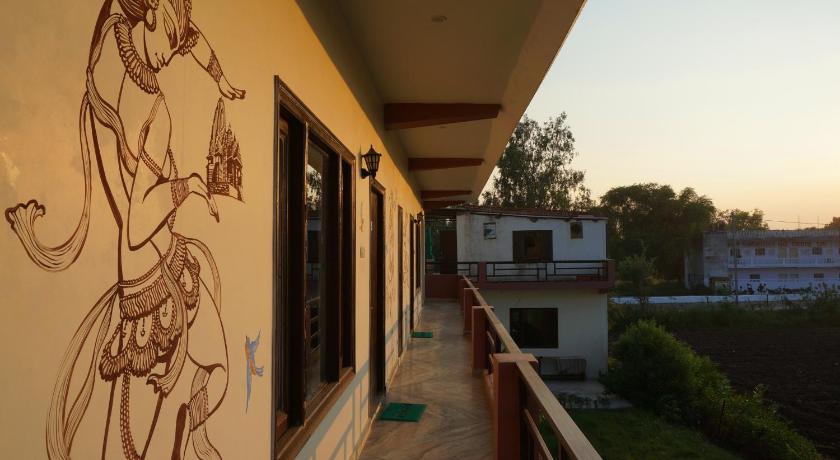 Hotel Ramayana Khajuraho photo