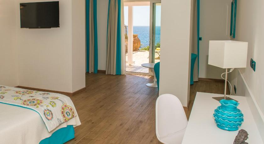 Image of Sea Garden Deluxe Double 6