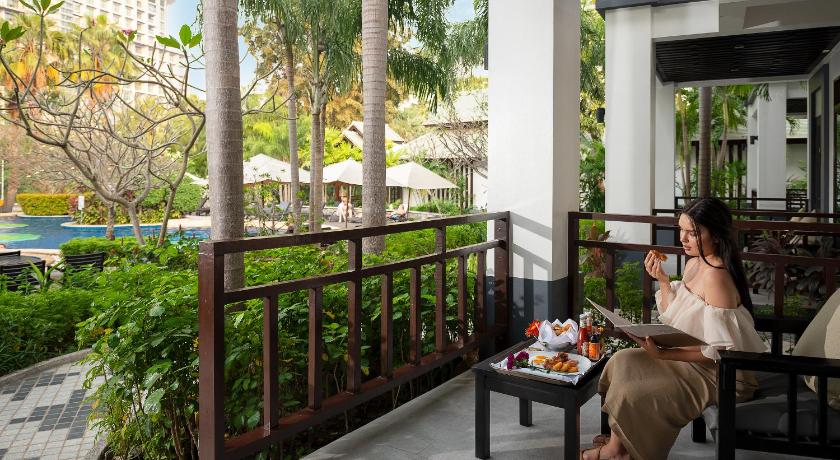 Image of Premium Villa with Garden View 10